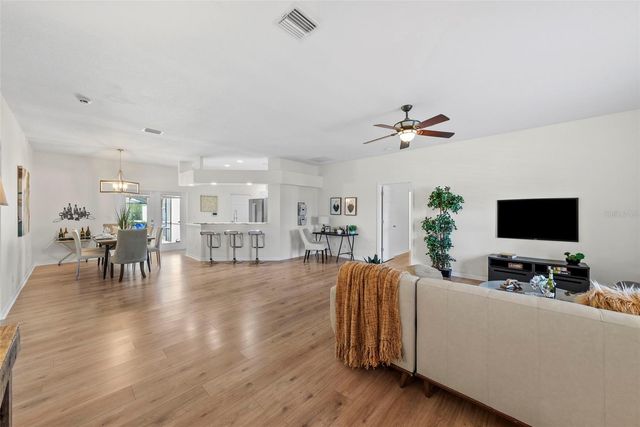 350 47TH AVENUE N, St Petersburg, FL 33703