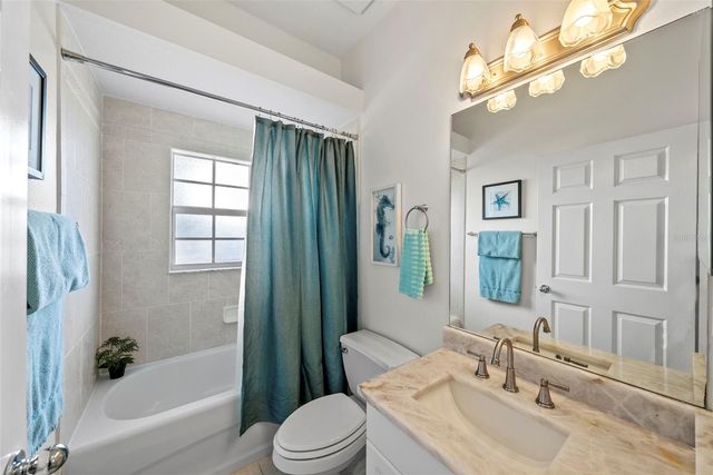 350 47TH AVENUE N, St Petersburg, FL 33703
