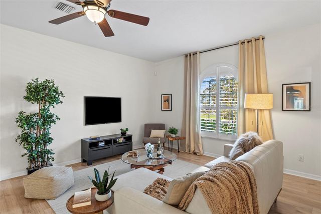 350 47TH AVENUE N, St Petersburg, FL 33703