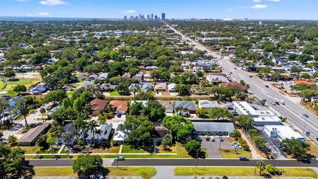 350 47TH AVENUE N, St Petersburg, FL 33703