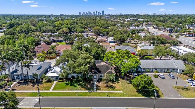 350 47TH AVENUE N, St Petersburg, FL 33703