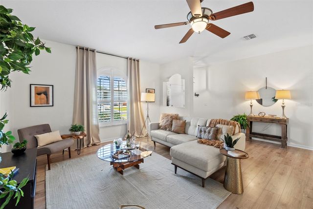 350 47TH AVENUE N, St Petersburg, FL 33703