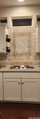 20 Laurel Tr, New Braunfels, TX 78130