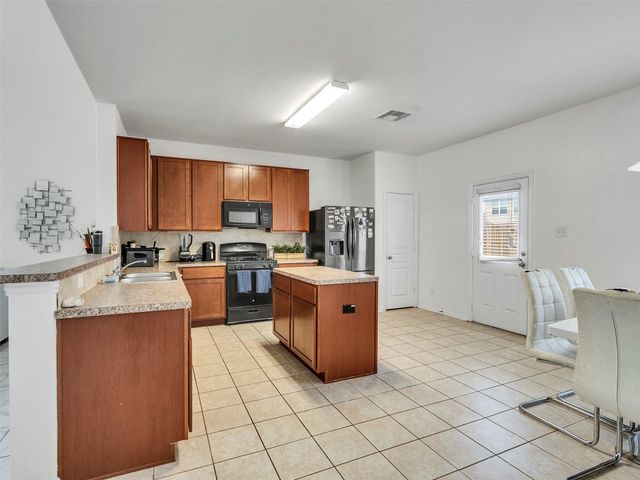 11322 Thompson Bend Drive, Humble, TX 77396