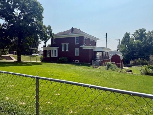119 N 14th Street, Atchison, KS 66002
