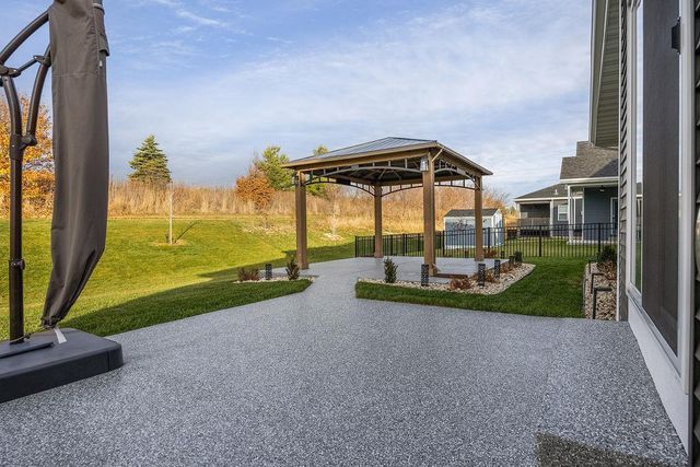 3715 Tanglewood Place, Janesville, WI 53546