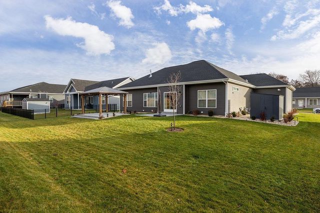 3715 Tanglewood Place, Janesville, WI 53546