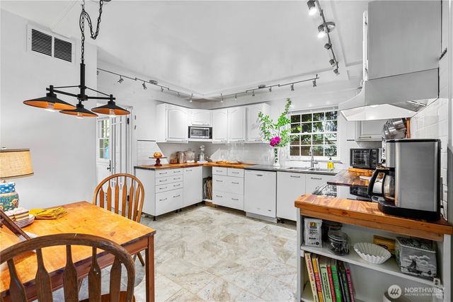 45191 Main Street, Concrete, WA 98237