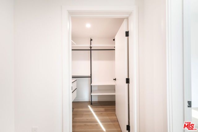 829 Larrabee Street 302, West Hollywood, CA 90069