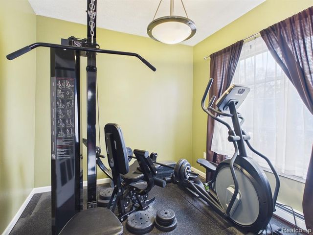 90 Scott Boulevard, Mount Clemens, MI 48043