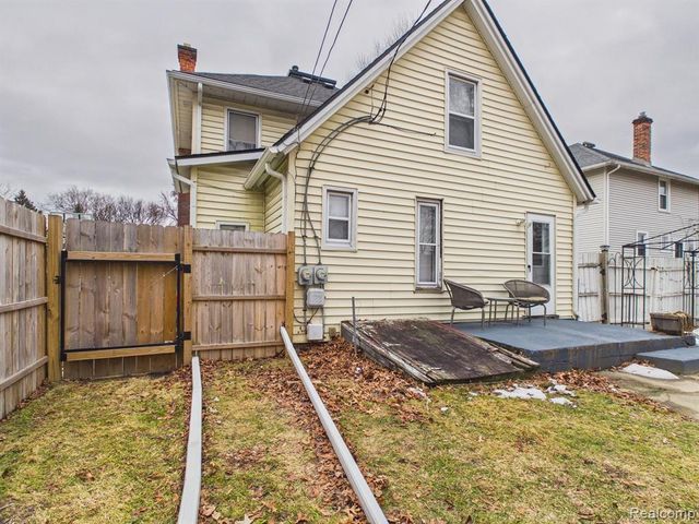 90 Scott Boulevard, Mount Clemens, MI 48043