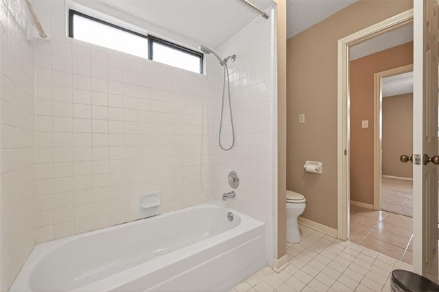 8027 Danette Ct, Houston, TX 77379