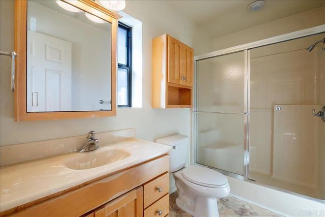 1186 1188 E Lexington Avenue, El Cajon, CA 92019