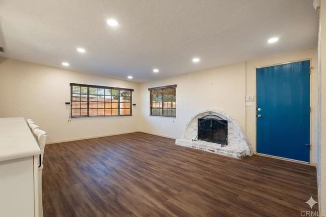 1186 1188 E Lexington Avenue, El Cajon, CA 92019