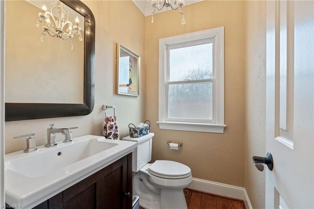 3525 Old Pfafftown Road, Winston-salem, NC 27106