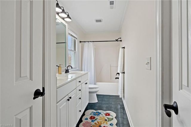 3525 Old Pfafftown Road, Winston-salem, NC 27106