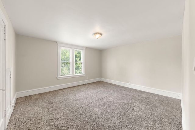 617 S 4th Street, Aurora, IL 60505