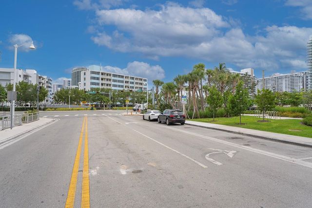 1670 Lincoln Ct. PH-7E, Miami Beach, FL 33139