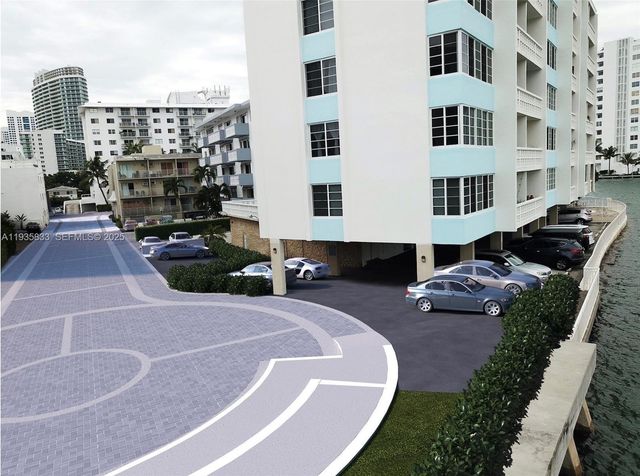 1670 Lincoln Ct. PH-7E, Miami Beach, FL 33139