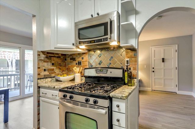 221 Kiely Boulevard B, Santa Clara, CA 95051