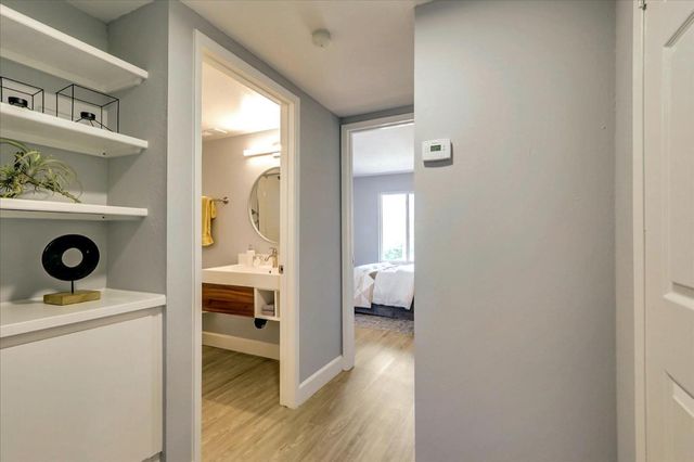 221 Kiely Boulevard B, Santa Clara, CA 95051