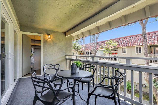 221 Kiely Boulevard B, Santa Clara, CA 95051