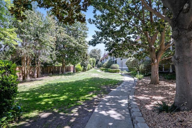221 Kiely Boulevard B, Santa Clara, CA 95051