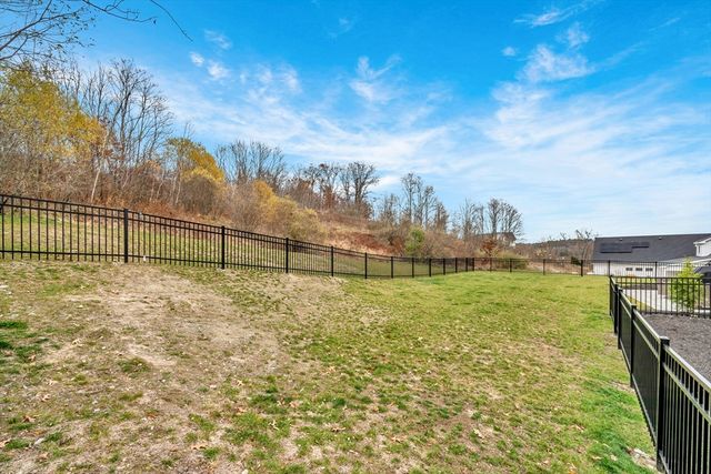 122 Seven Sister Rd, Haverhill, MA 01830