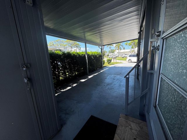 4242 3rd Court, Lantana, FL 33462