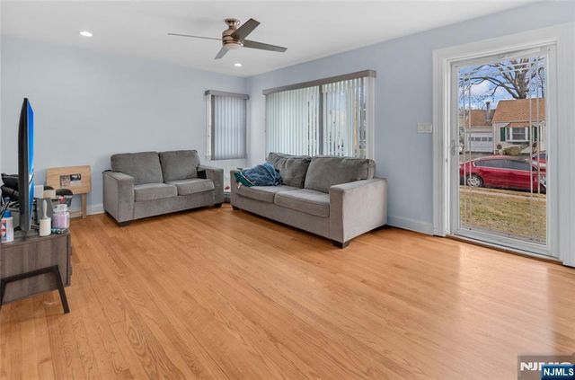 147 Knollwood Terrace, Clifton, NJ 07012