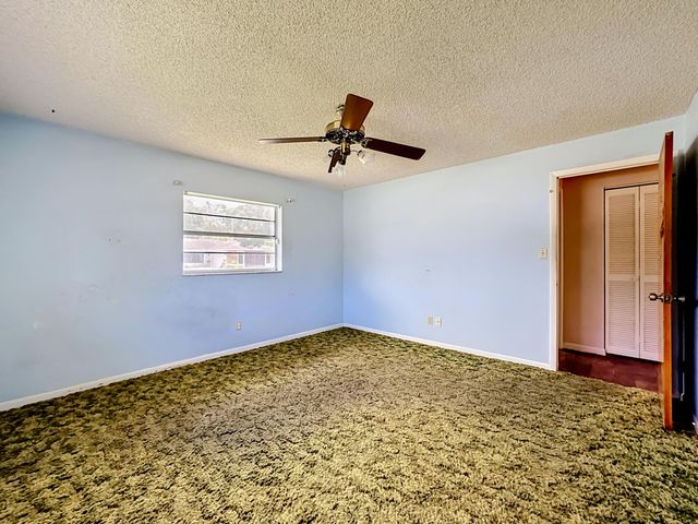 2402 Newport Drive, Fort Pierce, FL 34982