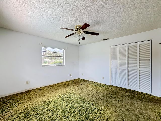 2402 Newport Drive, Fort Pierce, FL 34982