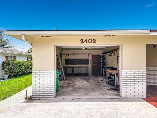 2402 Newport Drive, Fort Pierce, FL 34982