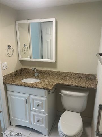 4621 Bayshore DR Q6, Naples, FL 34112