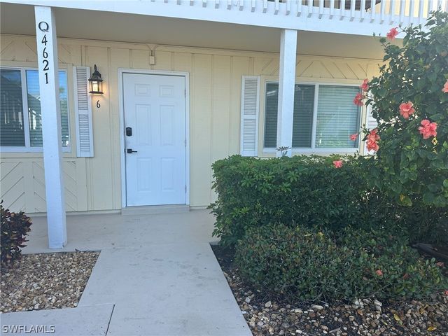 4621 Bayshore DR Q6, Naples, FL 34112