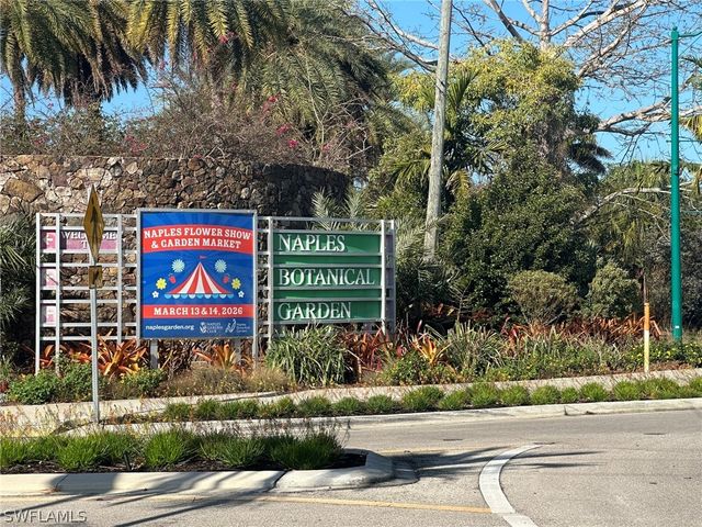 4621 Bayshore DR Q6, Naples, FL 34112