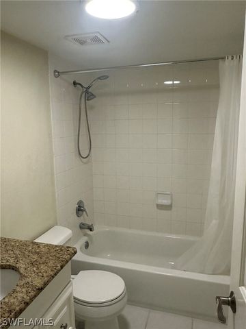 4621 Bayshore DR Q6, Naples, FL 34112