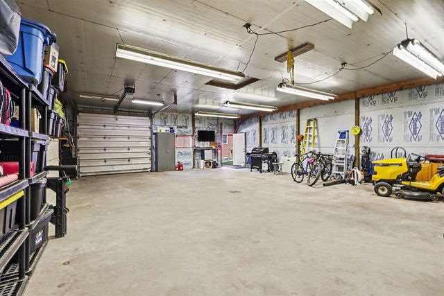 4880 S Carr Road, Fruitport, MI 49415