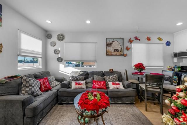 586 Roosevelt St, Chula Vista, CA 91910