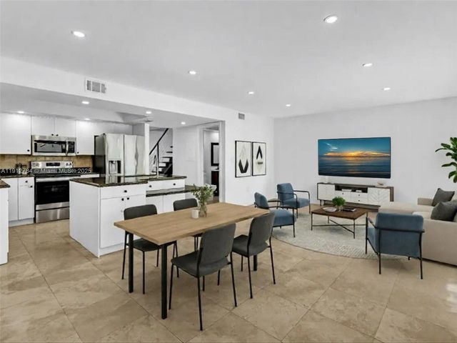 3776 NE 166th St 108, North Miami Beach, FL 33160