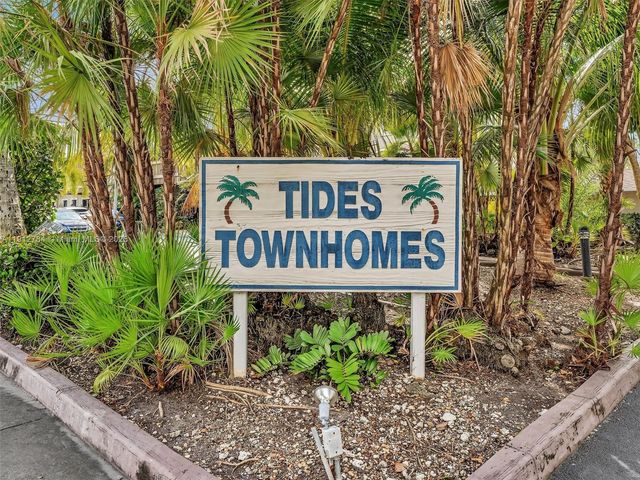 3776 NE 166th St 108, North Miami Beach, FL 33160