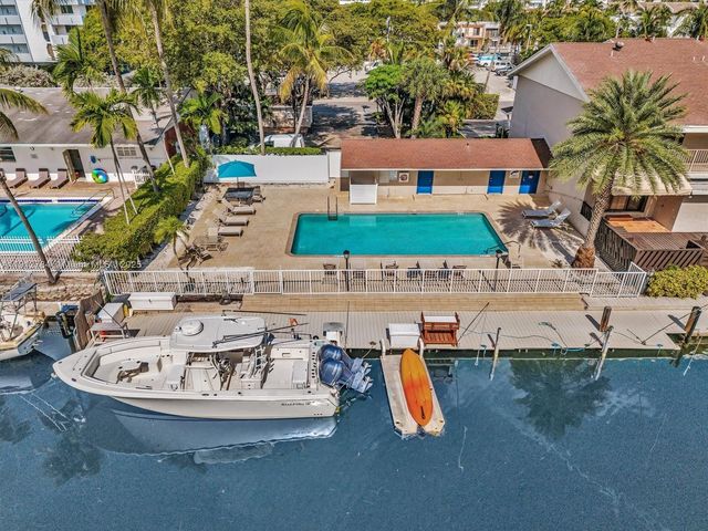 3776 NE 166th St 108, North Miami Beach, FL 33160