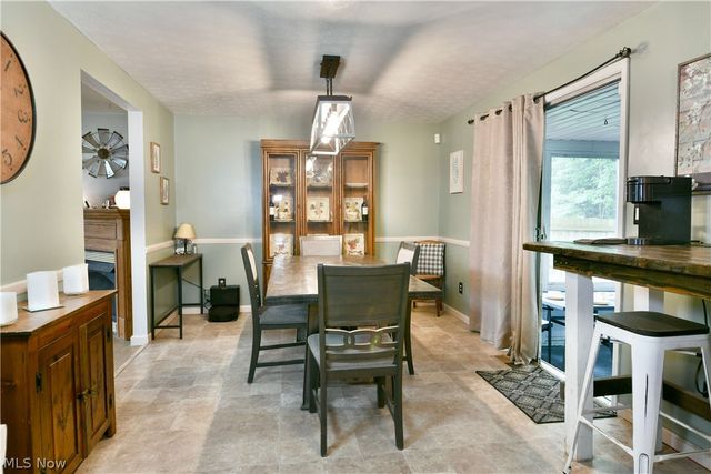 94 Camrose Drive, Niles, OH 44446