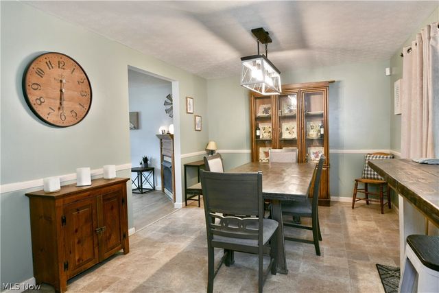 94 Camrose Drive, Niles, OH 44446
