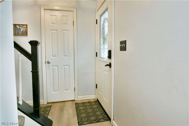 94 Camrose Drive, Niles, OH 44446