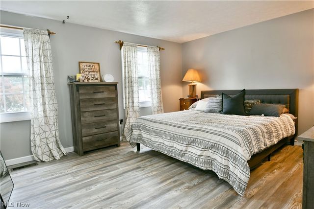 94 Camrose Drive, Niles, OH 44446