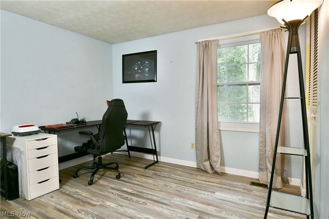 94 Camrose Drive, Niles, OH 44446