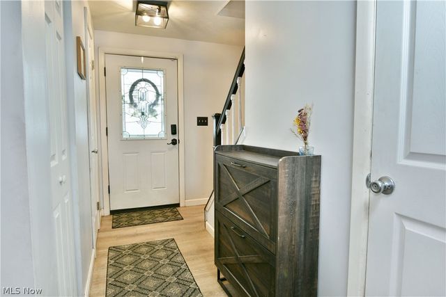 94 Camrose Drive, Niles, OH 44446