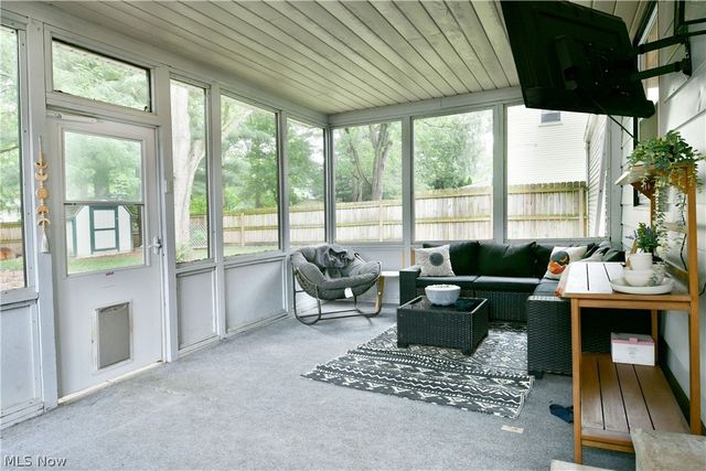 94 Camrose Drive, Niles, OH 44446