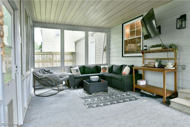 94 Camrose Drive, Niles, OH 44446